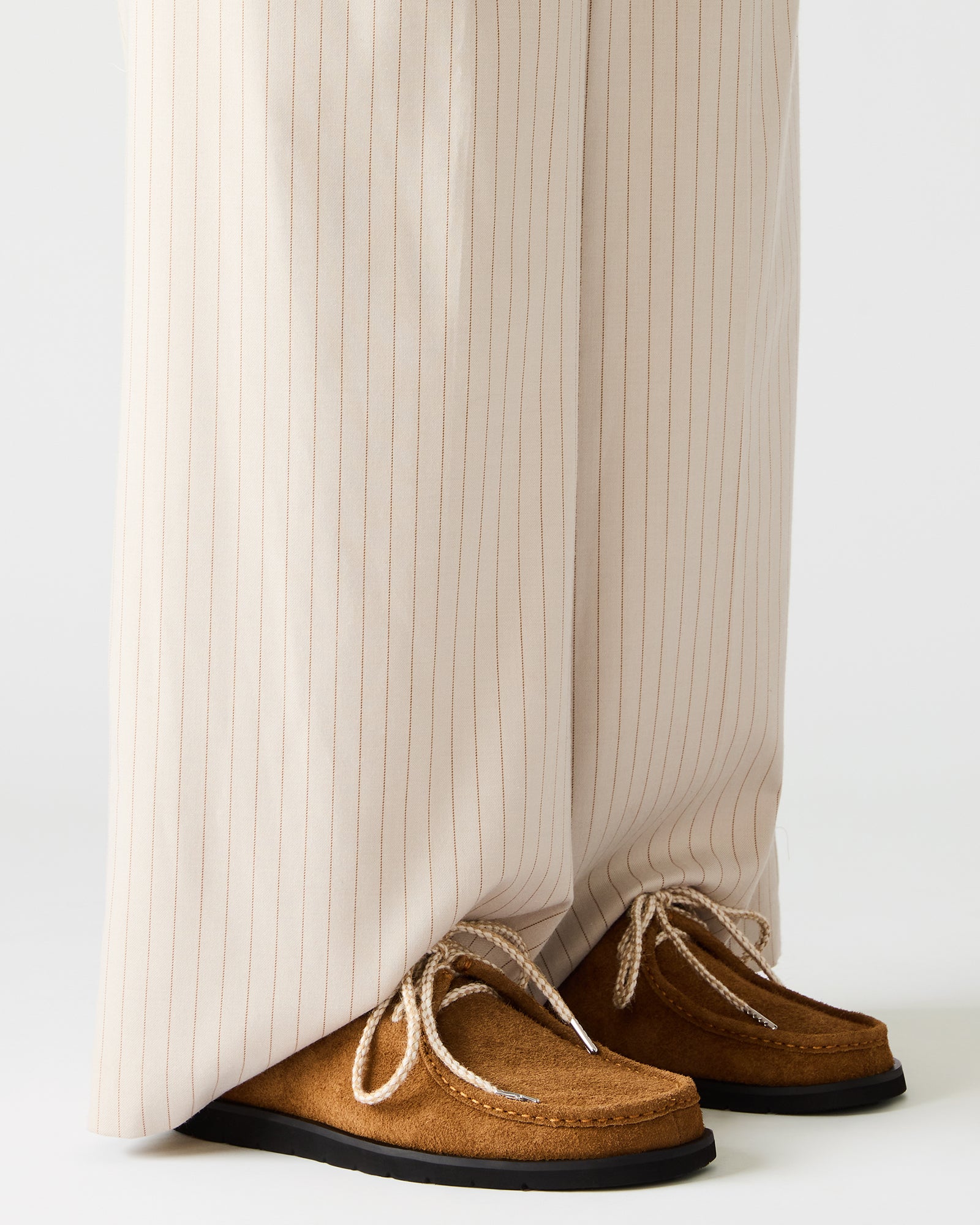 SAILOR BROWN WHITE