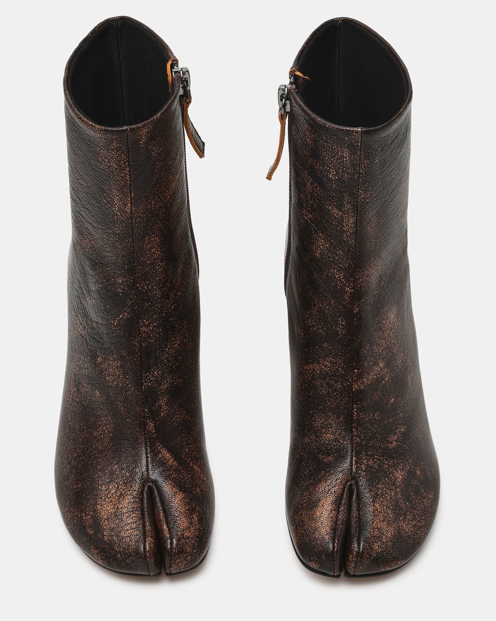 CARO BROWN DISTRESSED